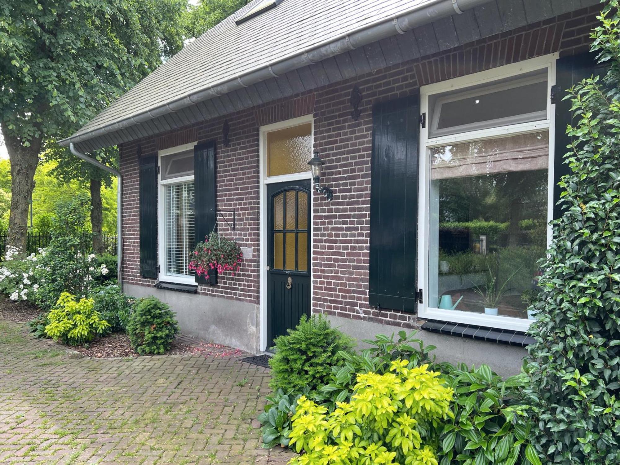 Nisterlo Guesthouse Nistelrode エクステリア 写真